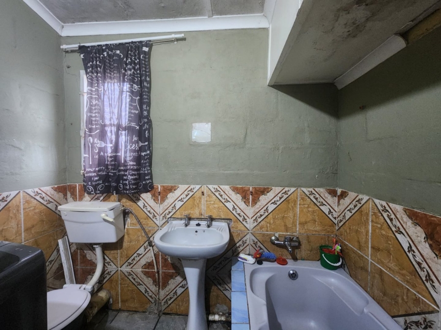 3 Bedroom Property for Sale in Pacaltsdorp Western Cape